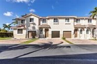 21113 NW 14th Pl in Miami Gardens, FL - Building Photo - Building Photo