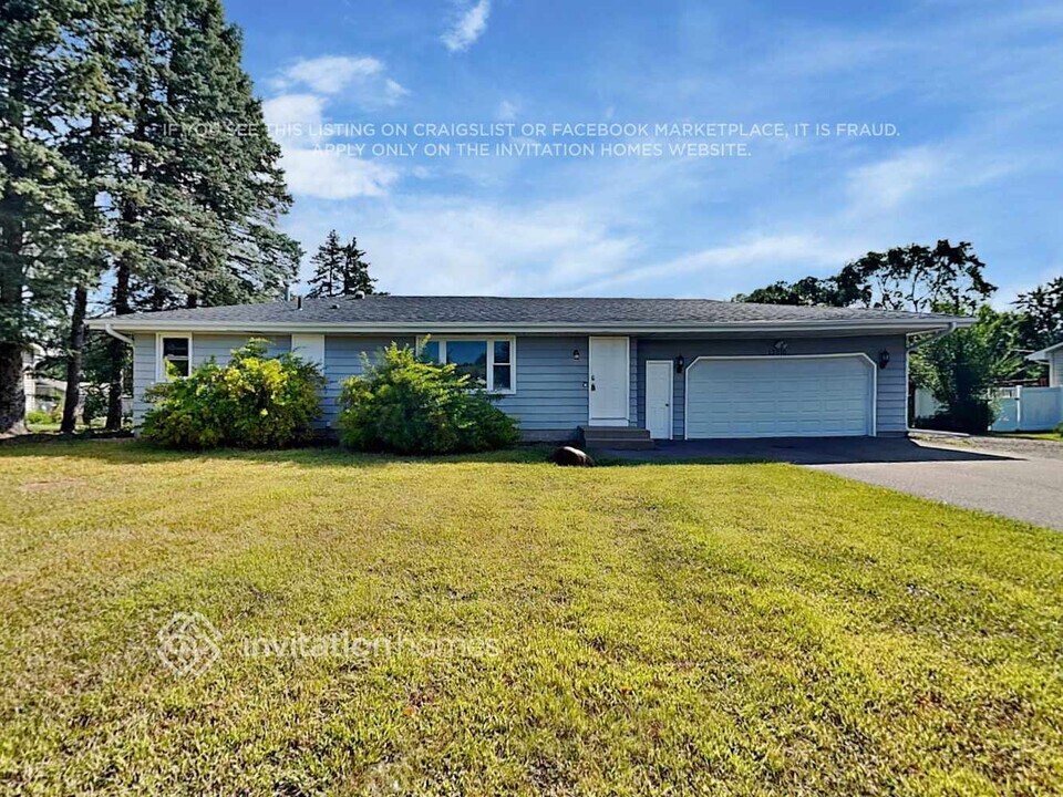 13010 Deerwood Ln N in Dayton, MN - Foto de edificio