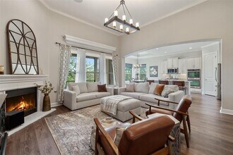 5421 Coral Bean Cove in Spicewood, TX - Building Photo - Building Photo