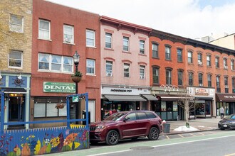 524 Washington St in Hoboken, NJ - Building Photo - Building Photo