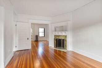 5 Winchester St in Brookline, MA - Building Photo - Building Photo