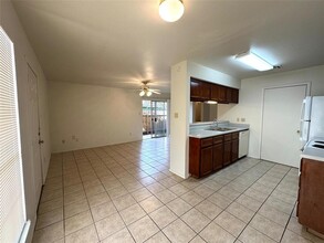2203 Creekside Ln in Georgetown, TX - Building Photo - Building Photo