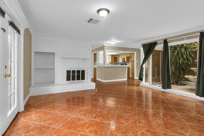 13818 Clark Towne Ln