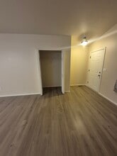 4418 E Vantage Ln in Spokane, WA - Building Photo - Building Photo