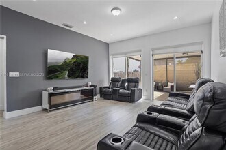 8218 SW 163rd Pl in Miami, FL - Building Photo - Building Photo