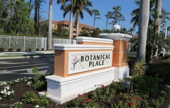4430 Botanical Pl Cir in Naples, FL - Building Photo - Building Photo