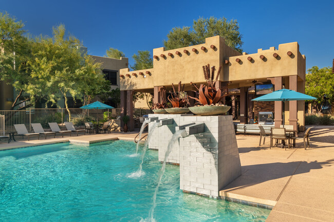 Las Colinas At Black Canyon in Phoenix, AZ - Building Photo - Building Photo