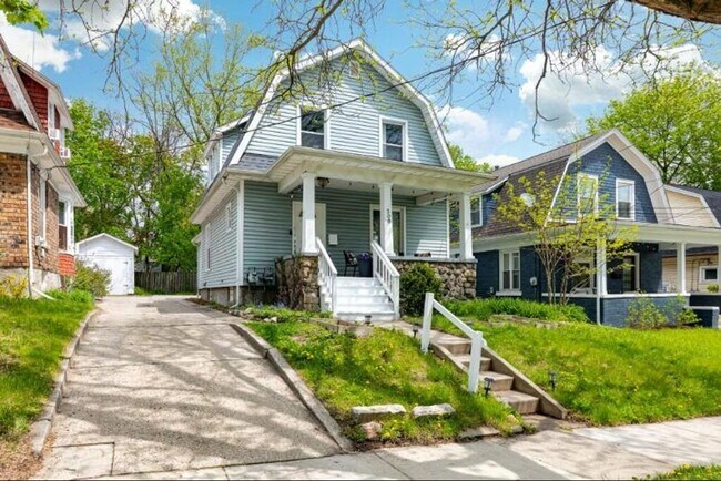 508 Miller Ave in Ann Arbor, MI - Building Photo - Building Photo