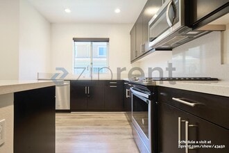 106 High Mdw in Lake Forest, CA - Building Photo - Building Photo