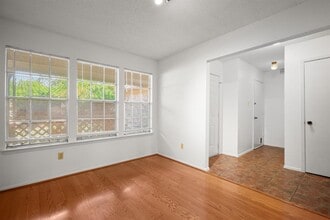 12701 Europa Ln in Austin, TX - Building Photo - Building Photo
