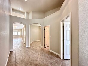 9759 Glittering Star Ave in Las Vegas, NV - Building Photo - Building Photo