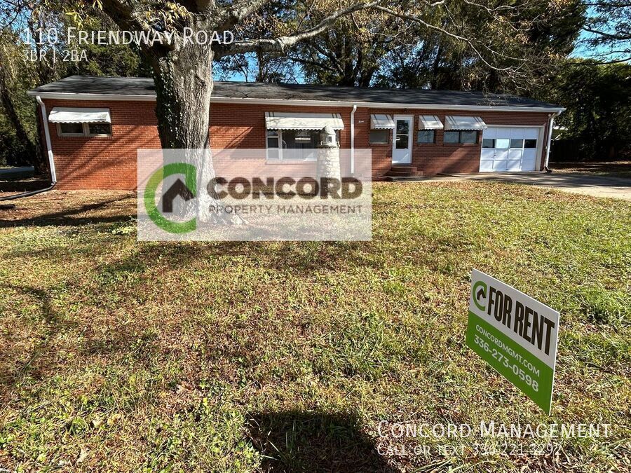 110 Friendway Rd in Greensboro, NC - Building Photo