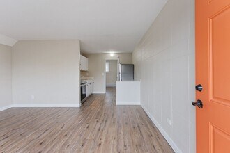 Raymond Apartments in Portland, OR - Foto de edificio - Interior Photo