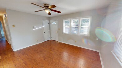 3217 Marigold Dr in Fayetteville, NC - Building Photo - Building Photo