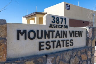 Mountain View Estates- Income Restricted in El Paso, TX - Foto de edificio - Building Photo