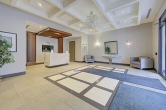 150 Main St W in Hamilton, ON - Building Photo - Building Photo