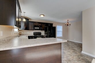1419 Jenny Ln in Clarksville, TN - Building Photo - Building Photo