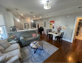 337 Highland Ave, Unit 2 in Somerville, MA - Foto de edificio - Building Photo