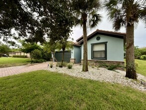 9368 Via Murano Ct in Ft. Myers, FL - Building Photo - Building Photo