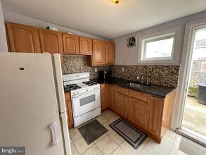 2509 E Monmouth St in Philadelphia, PA - Building Photo - Building Photo