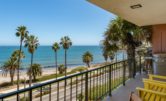 Sea Cliff Vacation & Apartment Homes in Santa Barbara, CA - Building Photo - Building Photo