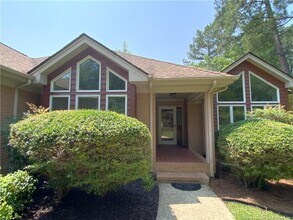 26 Oak Landing in Sanford, NC - Building Photo - Building Photo