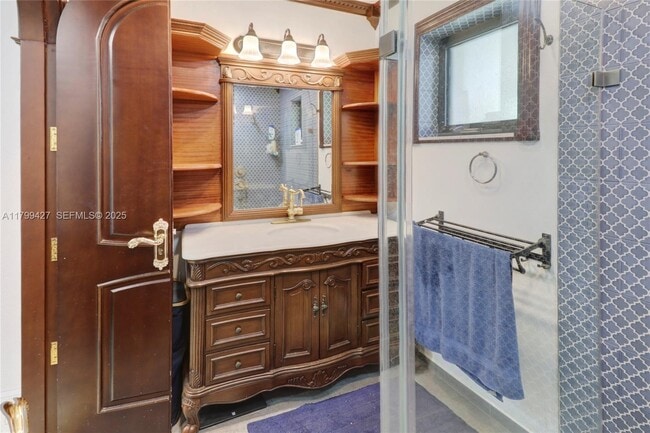 property at 550 Quail Ave