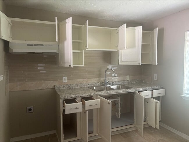 property at 4830 Van Fleet St