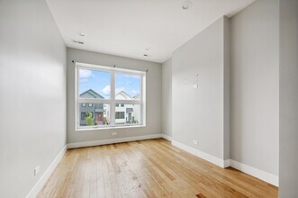 2526 W Lexington St in Chicago, IL - Building Photo - Building Photo