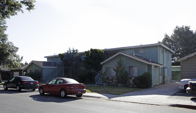 Bautista Apartments in Salinas, CA - Building Photo - Building Photo