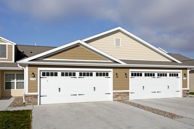 Redwood Ankeny in Ankeny, IA - Foto de edificio - Building Photo