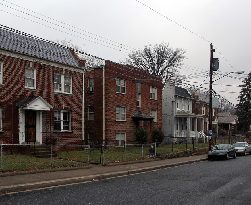 3517 Brothers Place SE in Washington, DC - Building Photo