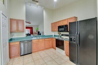 2120 Falkner Rd in Maitland, FL - Building Photo - Building Photo