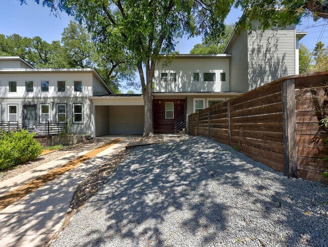 property at 400 E 33rd St