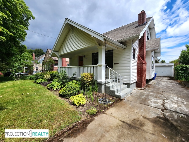 3336 NE 11th Ave in Portland, OR - Building Photo - Building Photo