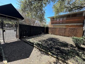 3944 W Alabama St, Unit 1 in Houston, TX - Building Photo
