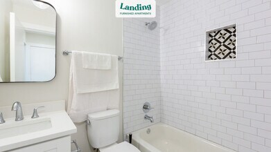 425 N Rosemont Ave, Unit 214.716922 in Dallas, TX - Building Photo - Building Photo