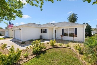 17076 SE 96th Chapelwood Cir in the Villages, FL - Building Photo - Building Photo