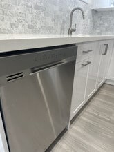 27 Thora Av in Toronto, ON - Building Photo - Building Photo