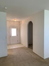 1075 Golf Ave in Lemoore, CA - Building Photo - Building Photo