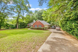 6715 Kauai King Trail, Unit 201 in Tallahassee, FL - Building Photo - Building Photo