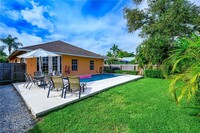 575 101st Ave N in Naples, FL - Building Photo - Building Photo