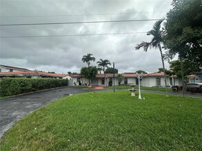 538 SW 78th Ct in Miami, FL - Foto de edificio - Building Photo