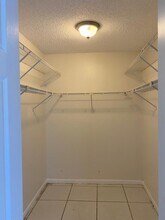 13343 SW 59th Terrace in Miami, FL - Building Photo - Building Photo