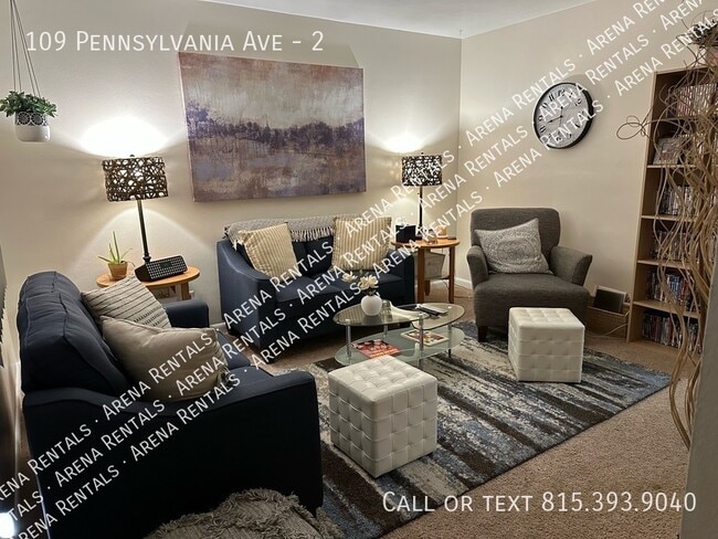 109 Pennsylvania Ave in Loves Park, IL - Building Photo - Building Photo