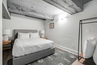 150S S Independence Mall W in Philadelphia, PA - Foto de edificio - Building Photo