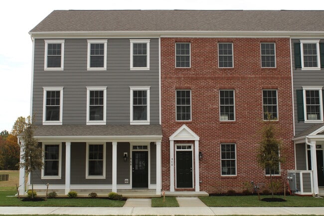 968 Lorewood Grove Rd in Middletown, DE - Building Photo - Building Photo