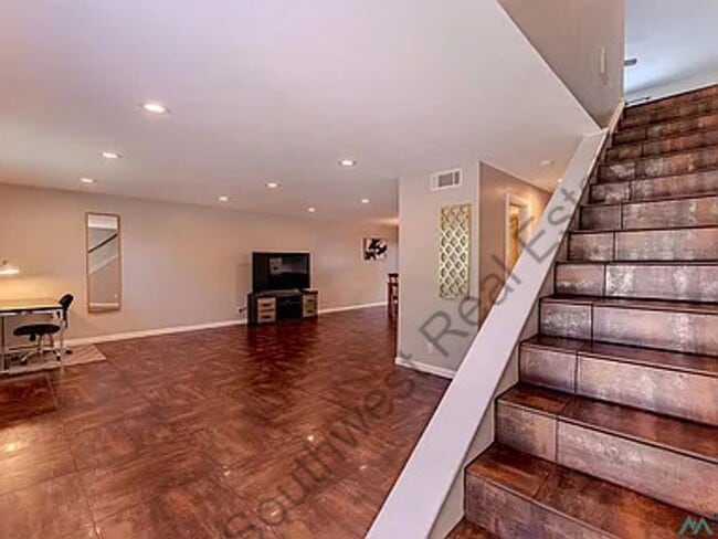1271 Colonial Pkwy in Clovis, NM - Building Photo - Building Photo