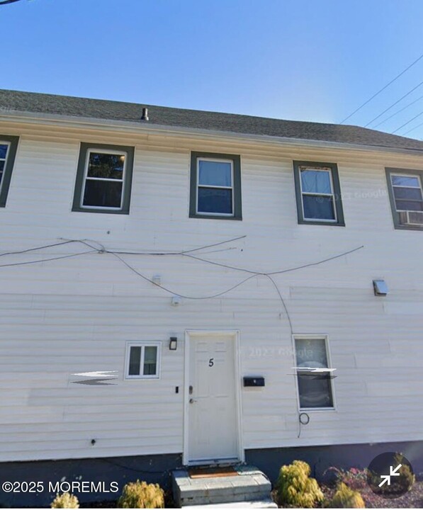 101 Anelve Ave in Neptune City, NJ - Building Photo