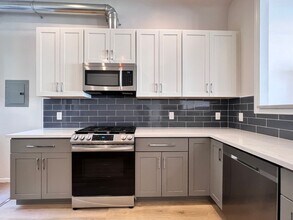 1423-1427-1427 McAllister St in San Francisco, CA - Building Photo - Building Photo